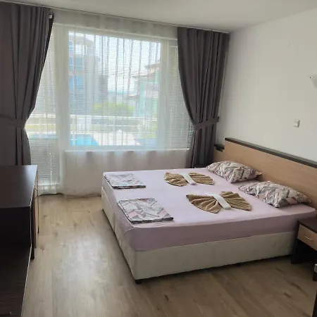 Complex Nev 호텔 3*